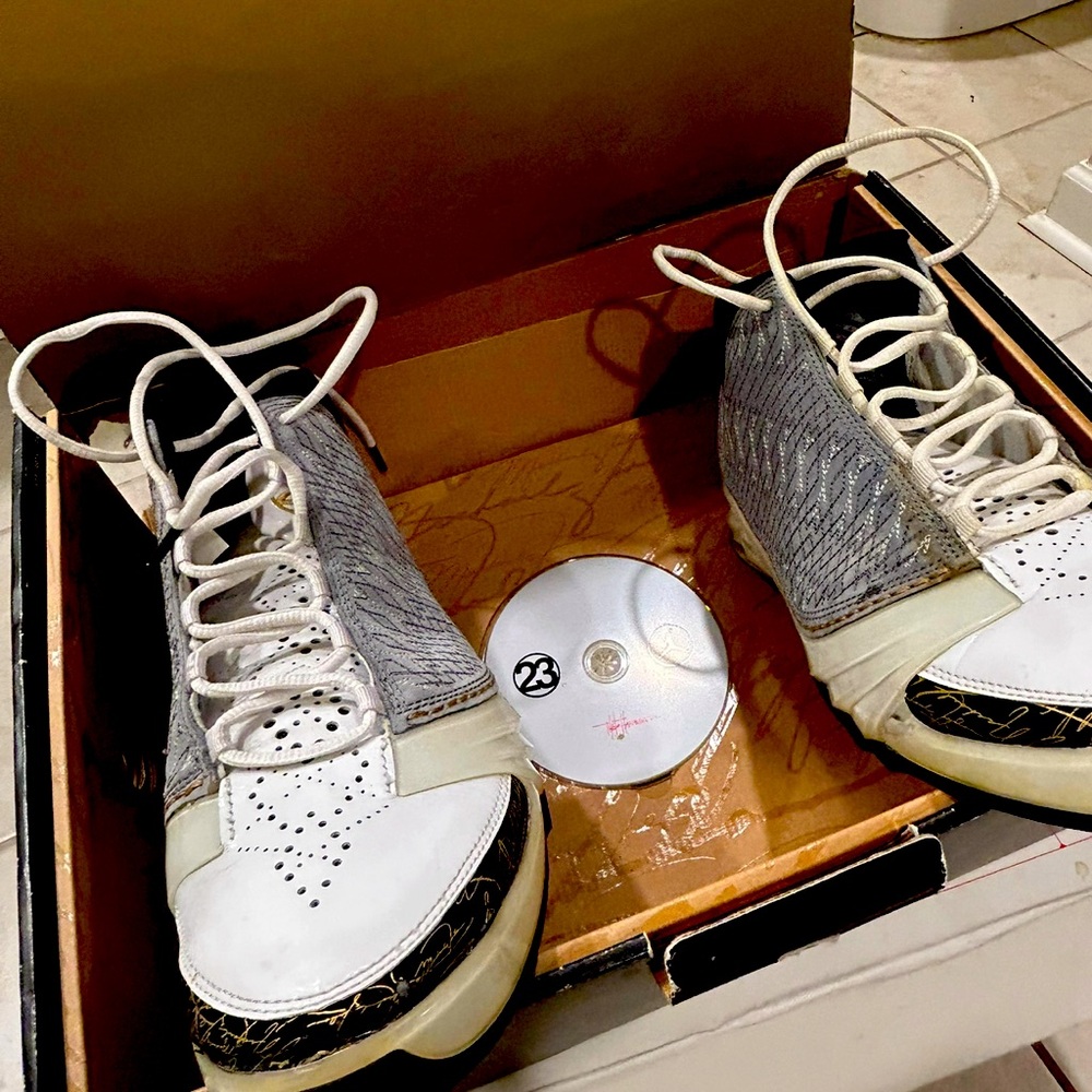 Air Jordan Retro 23 White Stealth